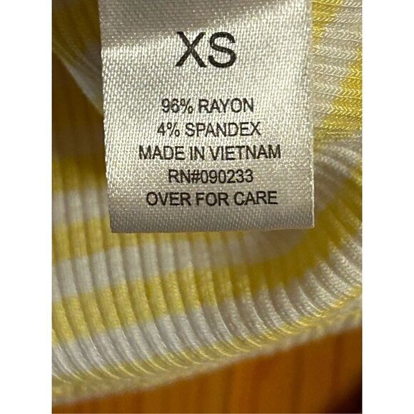 Me to we essentials PacSun short sleeve top yellow white striped size XS Nwt (39 - Picture 4 of 5